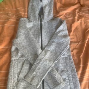 Lululemon Jacket/Sweatshirt